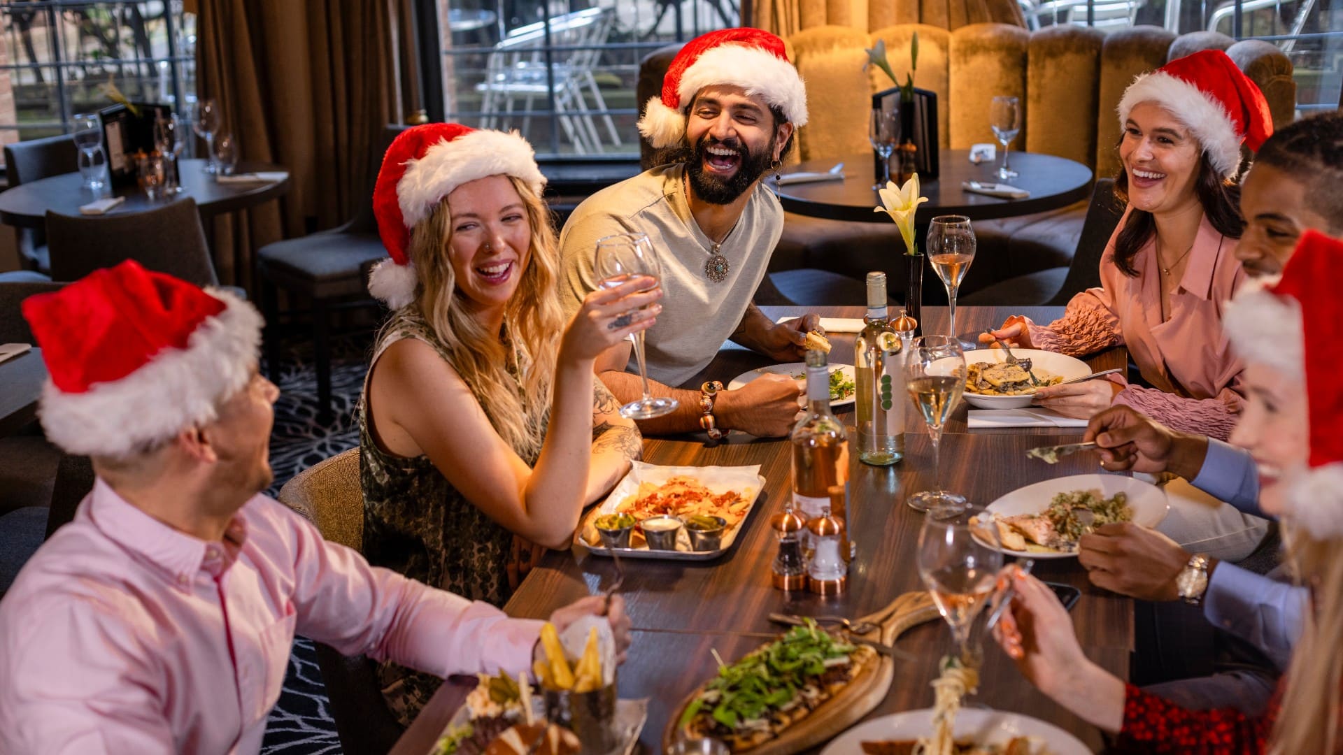 Importancia de la cena de Navidad de empresa.